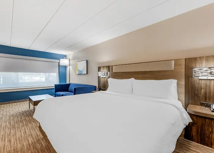 Express Chicago-downers Grove By Ihg