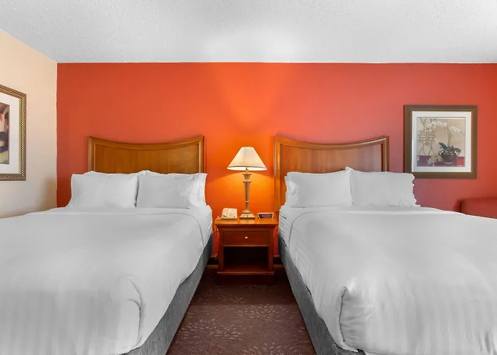 Hotel Express Chicago-downers Grove By Ihg