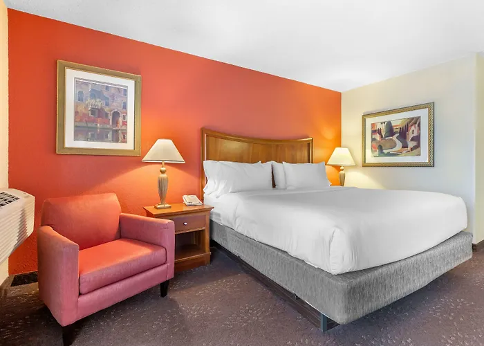 Hotel Express Chicago-downers Grove By Ihg Downers Grove