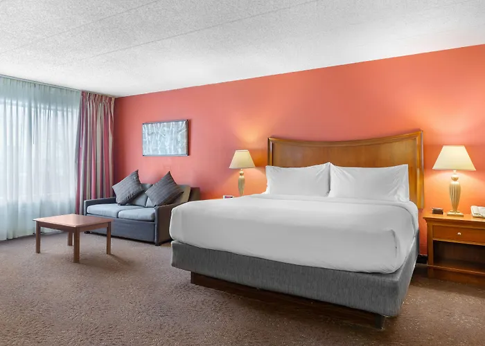 Express Chicago-downers Grove By Ihg Downers Grove