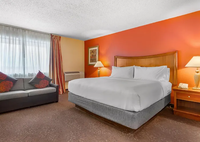 Express Chicago-downers Grove By Ihg Downers Grove