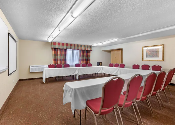 Express Chicago-downers Grove By Ihg