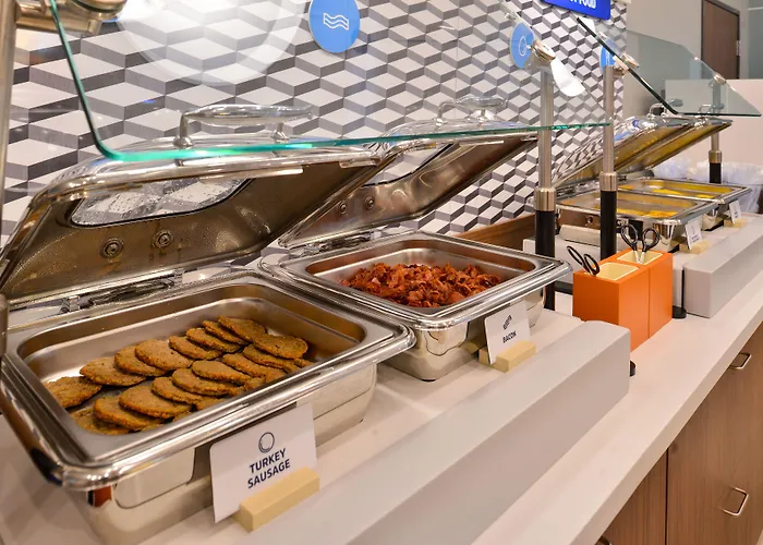 Hotel Express Chicago-downers Grove By Ihg