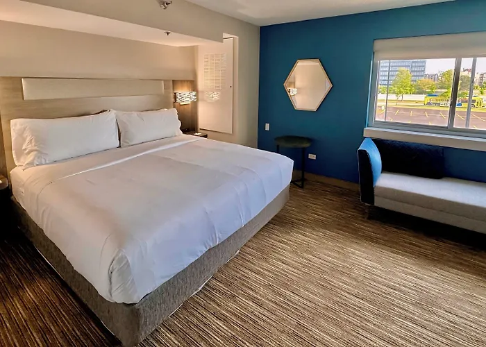 Hotel Express Chicago-downers Grove By Ihg Downers Grove