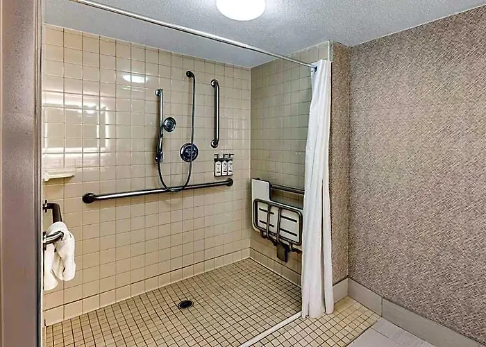 Express Chicago-downers Grove By Ihg 2*